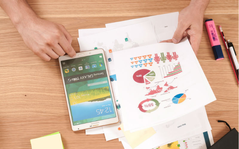What is comprehensive credit reporting?